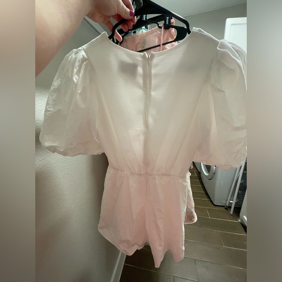 white bow romper! - Picture 3 of 8